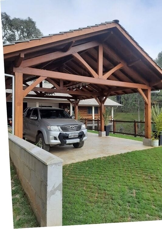 Pine and Oak post and beam garage
